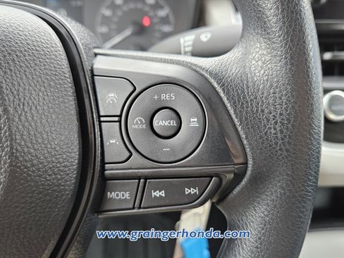 Used 2024 Toyota Corolla LE image 20