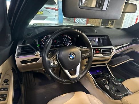 Used 2022 BMW 330i Sedan w/ Premium Package 2 RWD image 6