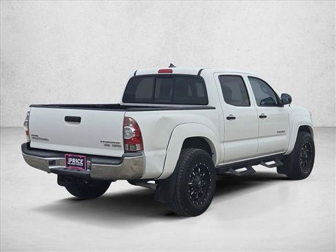 Used 2014 Toyota Tacoma PreRunner w/ SR5 Package image 5