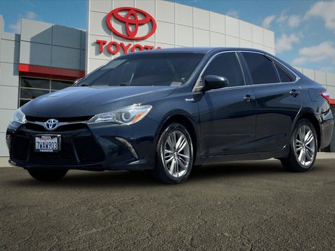 Used 2017 Toyota Camry SE FWD image 7