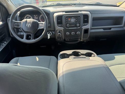 Used 2019 RAM 1500 Express w/ Express Value Package AWD/4WD image 11