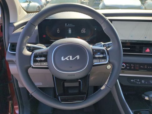 New 2026 Kia Carnival EX image 10