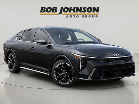 New 2026 Kia K4 GT-Line Turbo w/ GT-Line Sunroof Package FWD image 8