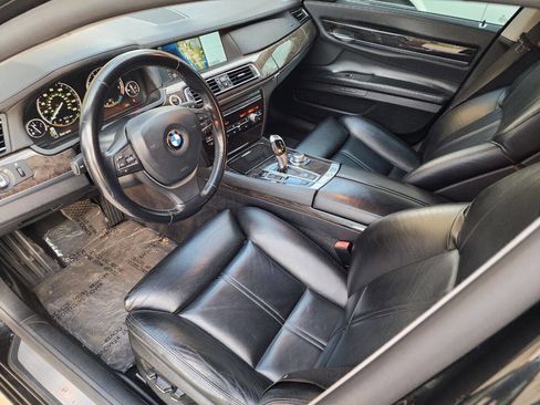 Used 2012 BMW 750Li image 39