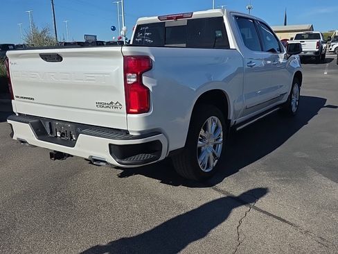 Used 2022 Chevrolet Silverado 1500 High Country w/ High Country Premium Package image 3