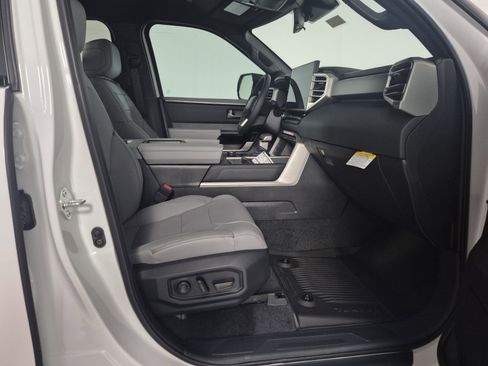 New 2026 Toyota Tundra Limited image 34