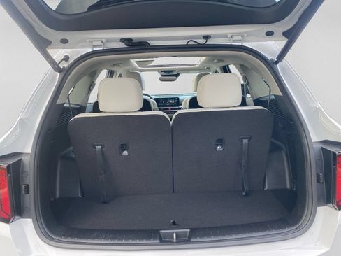 Used 2025 Kia Sorento EX w/ Panoramic Sunroof Package FWD image 26