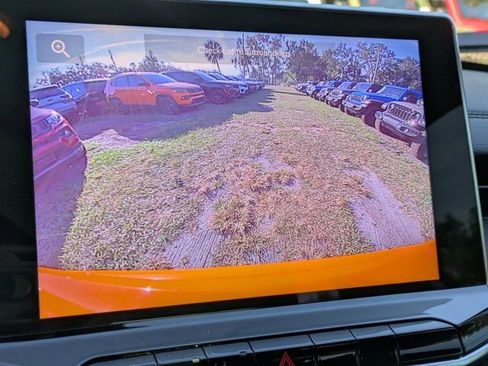 New 2026 Jeep Compass Latitude image 18