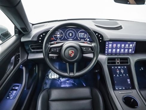 Certified 2023 Porsche Taycan image 15