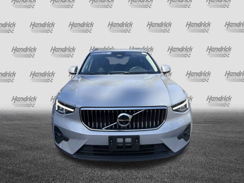 Certified 2023 Volvo XC40 B4 Plus w/ Driver Assist Package image 3