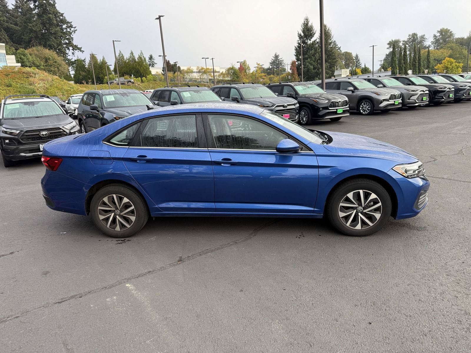 Used 2024 Volkswagen Jetta S FWD image 6