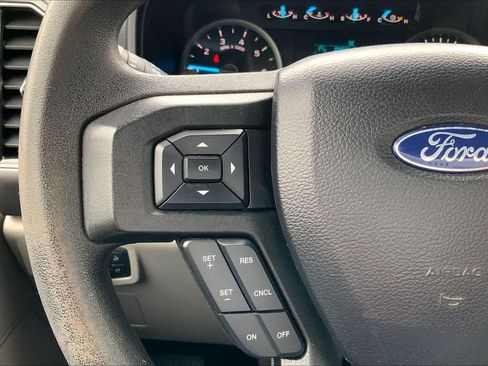 Used 2020 Ford F150 XLT RWD image 24