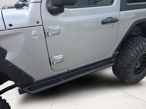 Used 2020 Jeep Wrangler Sport AWD/4WD image 23