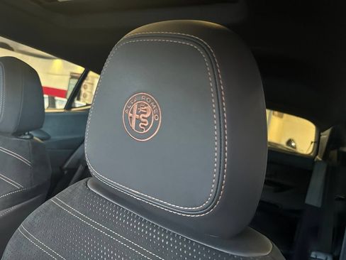 New 2025 Alfa Romeo Tonale AWD/4WD image 32
