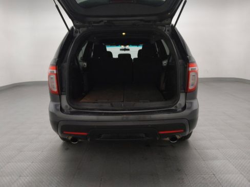 Used 2015 Ford Explorer XLT FWD image 29