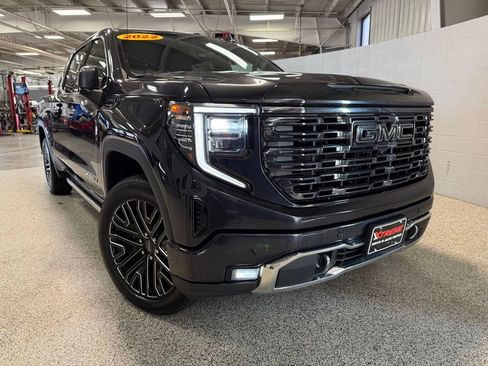 Used 2022 GMC Sierra 1500 Denali Ultimate AWD/4WD image 1