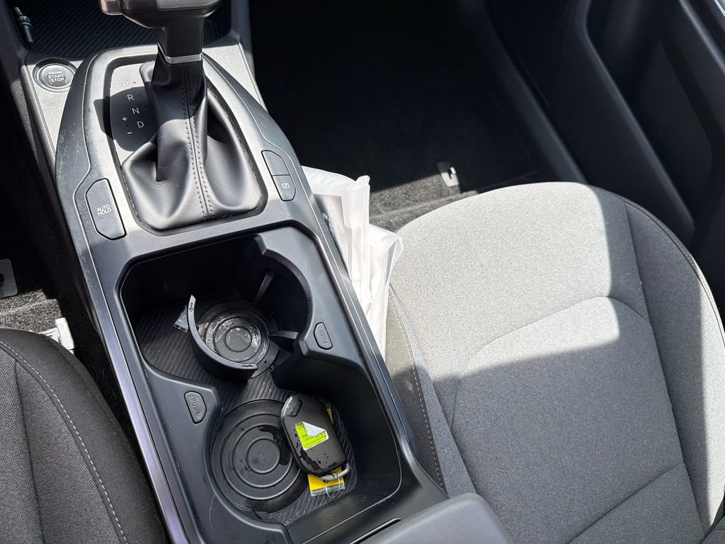 Used 2025 Kia K4 FWD image 32