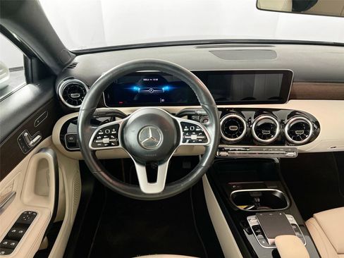 Certified 2019 Mercedes-Benz A 220 4MATIC image 22