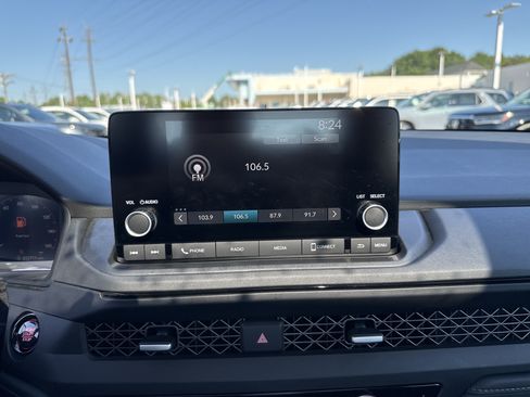 Certified 2025 Honda Accord SE image 15