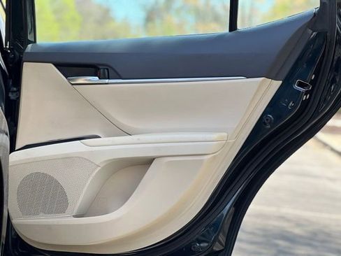 Used 2020 Toyota Camry LE image 17