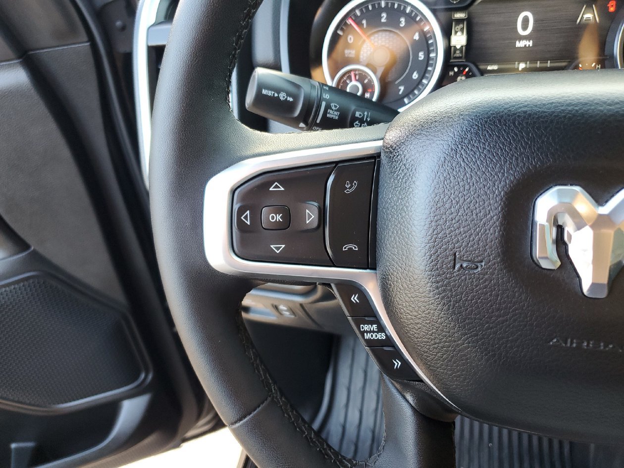 Used 2025 RAM 1500 Big Horn AWD/4WD image 28