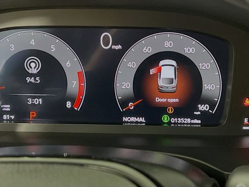 Used 2023 Acura Integra A-Spec image 22