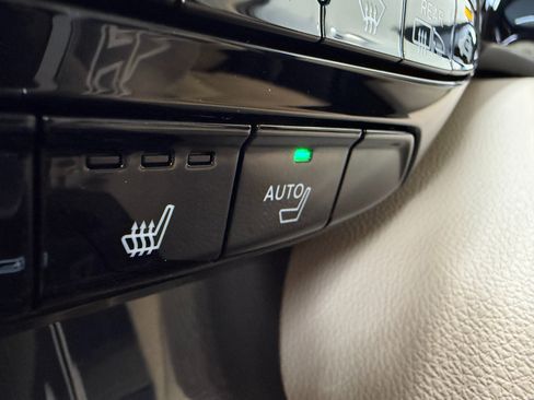 Used 2026 Acura MDX SH-AWD image 24