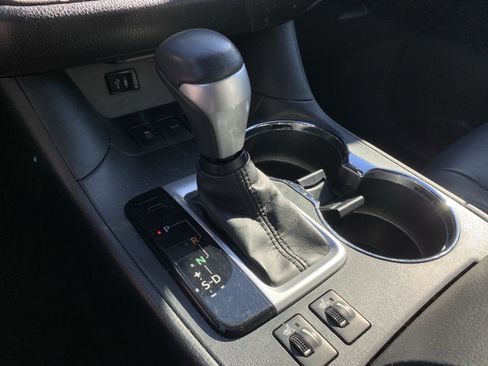 Used 2014 Toyota Highlander XLE image 26