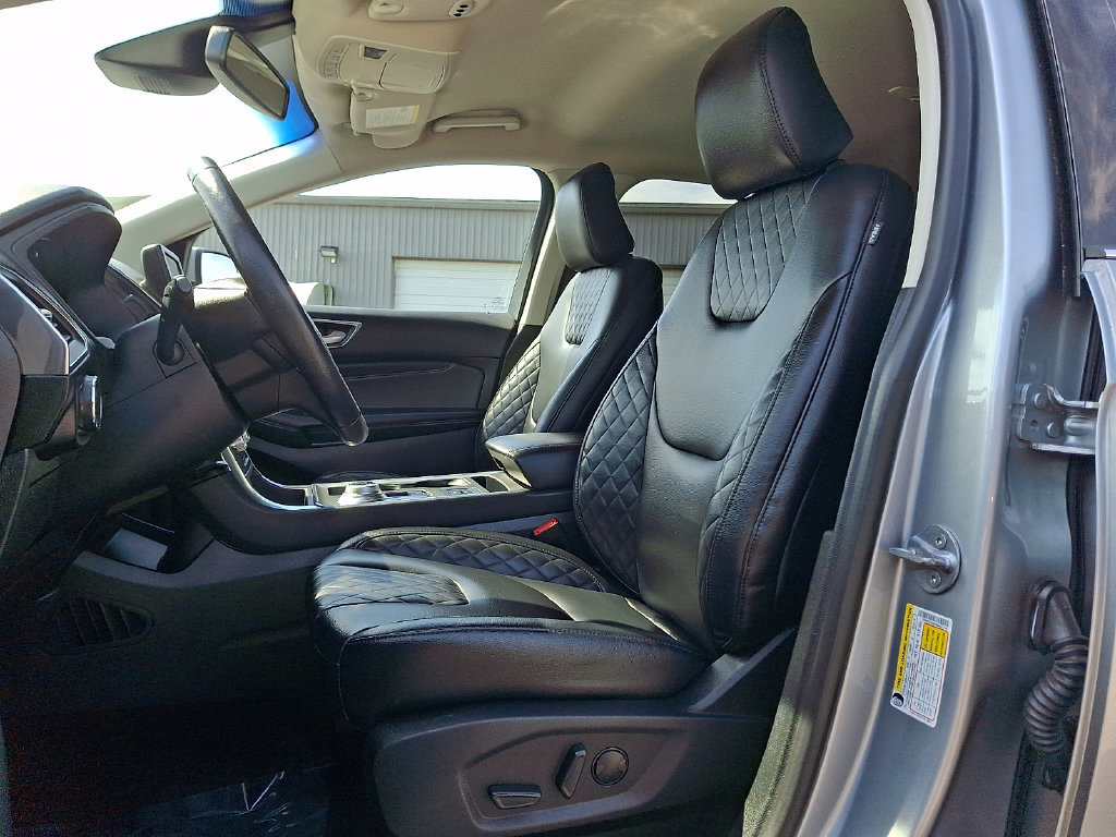 Used 2024 Ford Edge Titanium AWD/4WD image 14