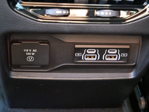 New 2025 Jeep Grand Cherokee Laredo image 21