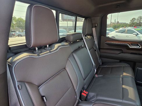 Used 2022 GMC Sierra 1500 Denali AWD/4WD image 32