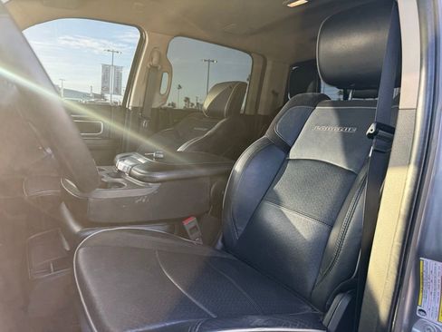 Used 2024 RAM 2500 Laramie AWD/4WD image 5