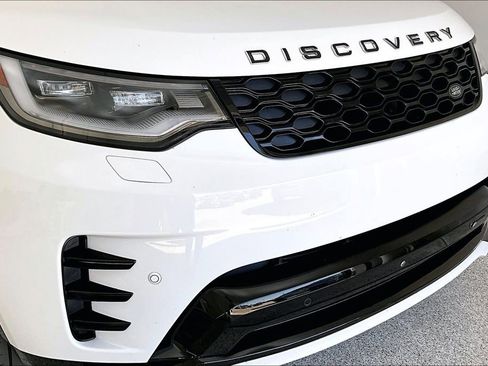 Used 2023 Land Rover Discovery S R-Dynamic image 37