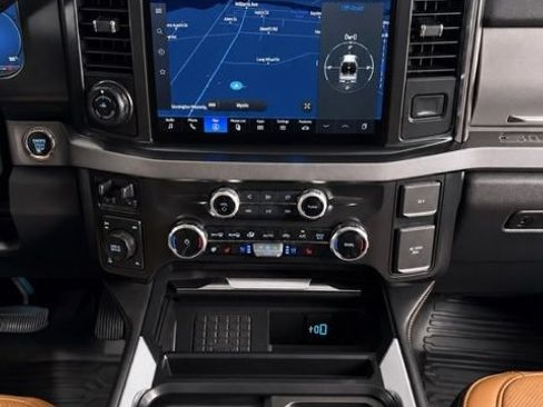 Used 2024 Ford F350 Platinum AWD/4WD image 35
