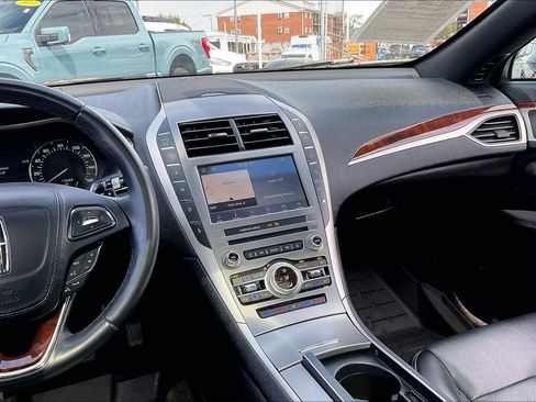 Used 2020 Lincoln MKZ Reserve w/ Elements Package AWD/4WD image 5