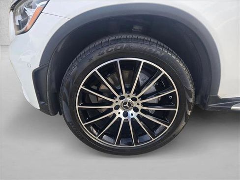 Certified 2021 Mercedes-Benz GLC 300 image 23