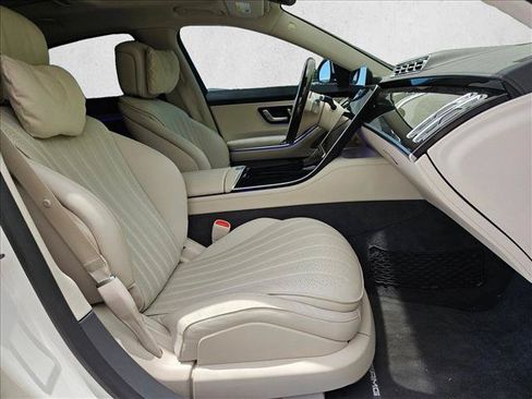 Used 2023 Mercedes-Benz S 500 4MATIC image 22