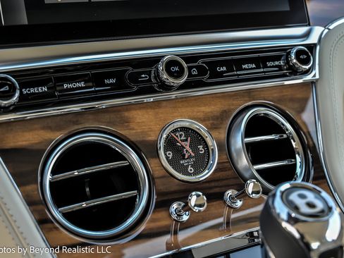 Used 2020 Bentley Continental GT image 51