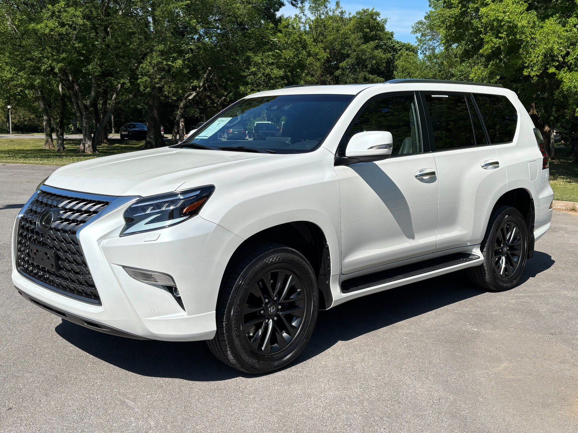 Used 2023 Lexus GX 460 Premium w/ Premium Plus Package AWD/4WD image 2