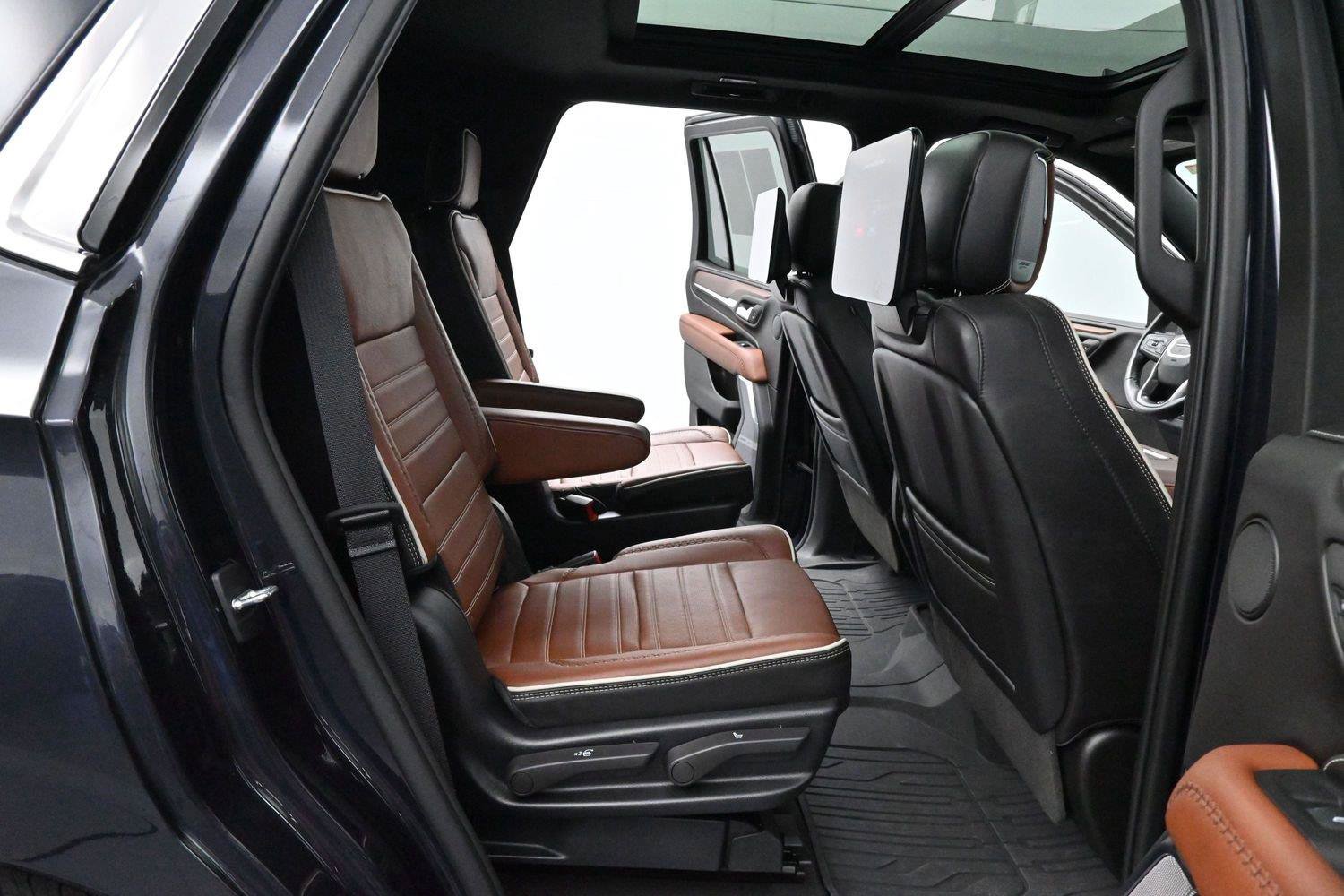 Used 2023 GMC Yukon Denali Ultimate AWD/4WD image 46