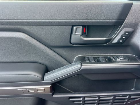 New 2025 Toyota 4Runner TRD Off-Road Premium image 13