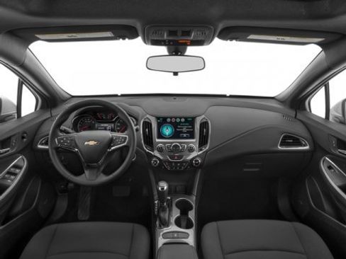 Used 2017 Chevrolet Cruze LT image 11