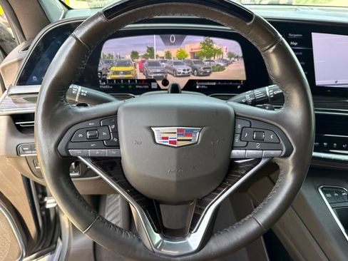 Used 2021 Cadillac Escalade ESV Sport w/ Driver Assist Tech Package RWD image 16