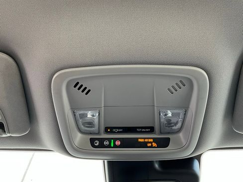 Used 2024 Chevrolet Malibu LT image 17