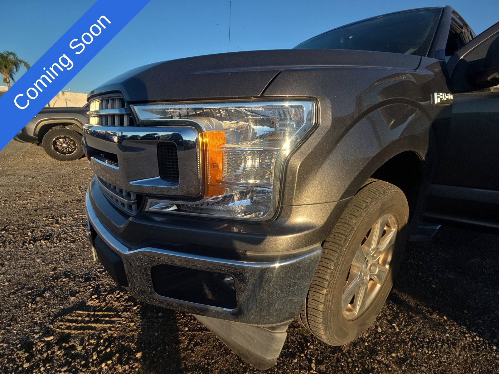 Used 2018 Ford F150 XLT w/ Equipment Group 302A Luxury RWD image 2