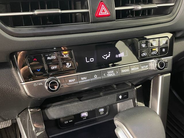 Used 2024 Kia Seltos EX AWD/4WD image 10