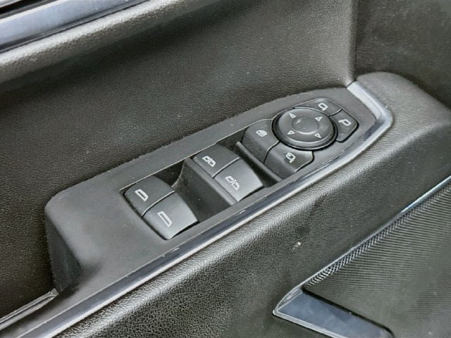 Used 2024 GMC Sierra 1500 SLT AWD/4WD image 19
