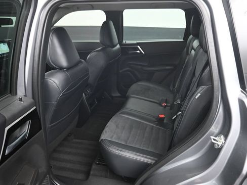 Used 2022 Mitsubishi Outlander SE AWD/4WD image 10