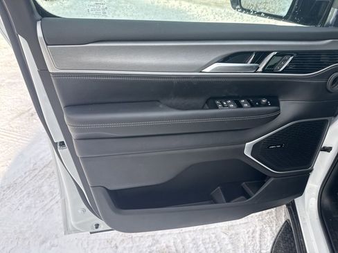 New 2026 Jeep Grand Wagoneer Limited image 19