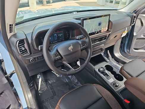 New 2026 Ford Bronco Sport Outer Banks w/ Outer Banks Tech Package+ AWD/4WD image 15